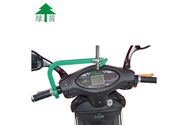 Six advantages of Electric vehicle outdoor umbrella7-Shaped Solid Steel Green Injection Molding Bracket